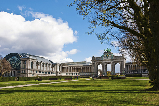 The Royal Museum of the Armed Forces and of Military History and the triumphal arch in the Cinquantenaire park in Brussels, Belgium.