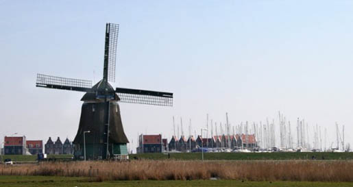 windmill-volendam