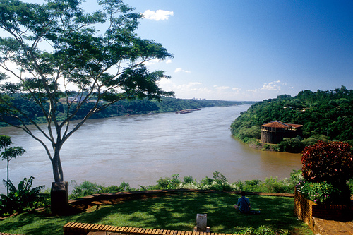 Three countries border-IguazÃº & ParanÃ¡ rivers